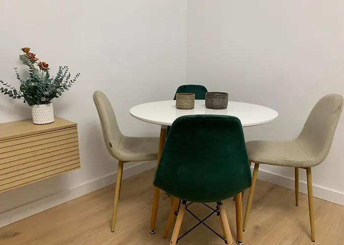 La Puerta Del Centro * Soria